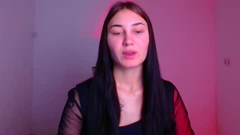 Snapshot of emma_loon chatting on 01.23.25 Emma online show from 01.23.25