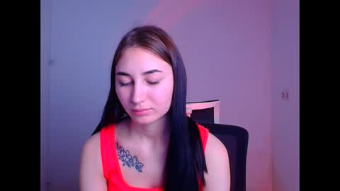 Snapshot of emma_loon chatting on 01.24.25 Emma online show from 01.24.25