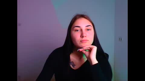 Snapshot of emma_loon chatting on 01.27.25 Emma online show from 01.27.25