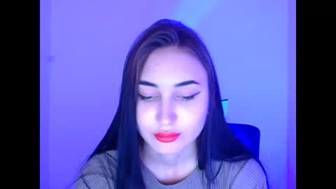 Snapshot of emma_loon chatting on 01.28.25 Emma online show from 01.28.25