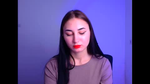 Snapshot of emma_loon chatting on 01.29.25 Emma online show from 01.29.25