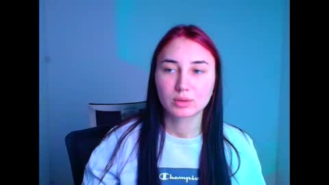 Snapshot of emma_loon chatting on 02.05.25 Emma online show from 02.05.25