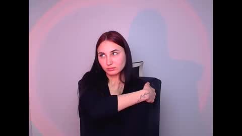 Snapshot of emma_loon chatting on 02.09.25 Emma online show from 02.09.25