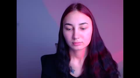 Snapshot of emma_loon chatting on 02.12.25 Emma online show from 02.12.25