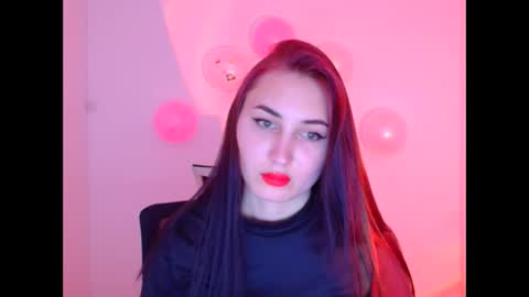 Snapshot of emma_loon chatting on 02.14.25 Emma online show from 02.14.25