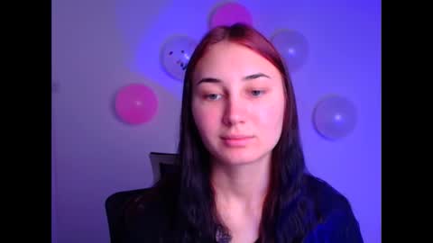 Snapshot of emma_loon chatting on 02.16.25 Emma online show from 02.16.25