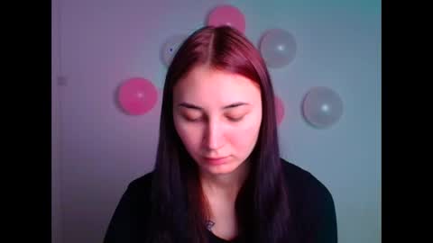 Snapshot of emma_loon chatting on 02.17.25 Emma online show from 02.17.25