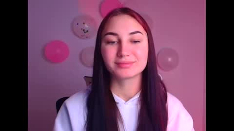 Snapshot of emma_loon chatting on 02.20.25 Emma online show from 02.20.25