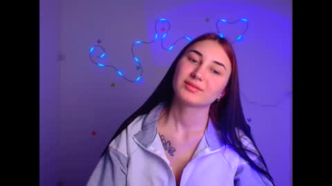 Snapshot of emma_loon chatting on 03.03.25 Emma online show from 03.03.25