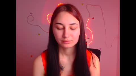 Snapshot of emma_loon chatting on 03.08.25 Emma online show from 03.08.25