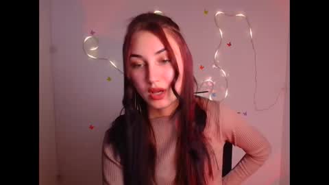 Snapshot of emma_loon chatting on 03.08.25 Emma online show from 03.08.25