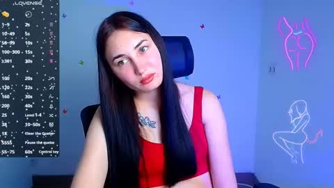 Snapshot of emma_loon chatting on 10.17.25 Emma online show from 10.17.25