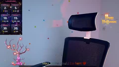 Snapshot of emma_loon chatting on 10.21.25 Emma online show from 10.21.25