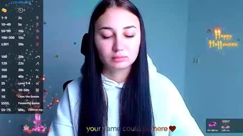 Snapshot of emma_loon chatting on 10.25.25 Emma online show from 10.25.25