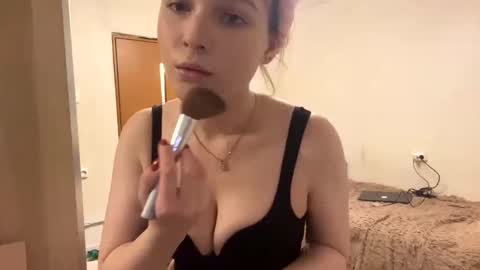 emma_loveyou online show from 12.14.24