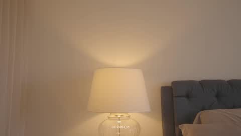 Snapshot of emma_lu1 chatting on 11.25.25 emma_lu1 online show from 11.25.25