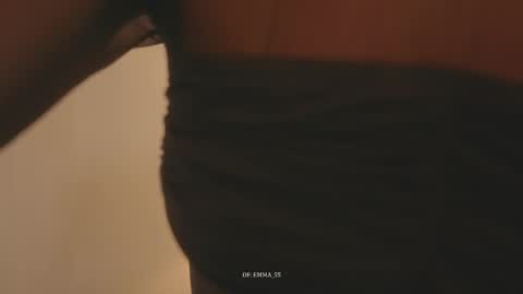 emma_lu1 online show from 03.26.26