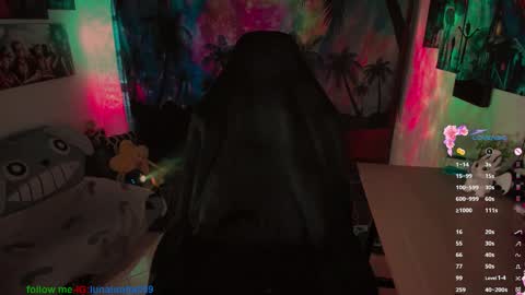 Snapshot of emma_luna059 chatting on 10.27.25 LUNA online show from 10.27.25