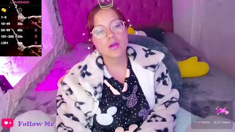 Snapshot of emma_luna1986 chatting on 03.02.25 Emma online show from 03.02.25