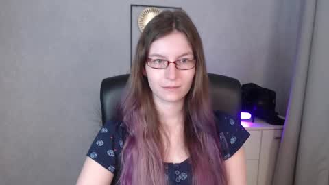 emma online show from 09.15.25