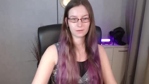 emma online show from 09.23.25