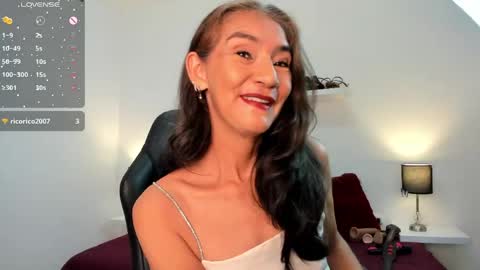 Emma  online show from 04.20.26