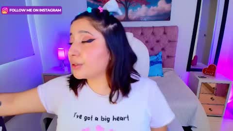 Snapshot of emma_monserratt chatting on 11.03.25 Emma Monserratt online show from 11.03.25