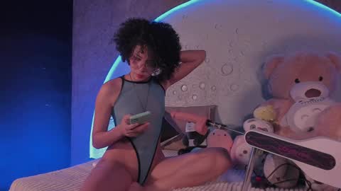     online show from 02.12.25