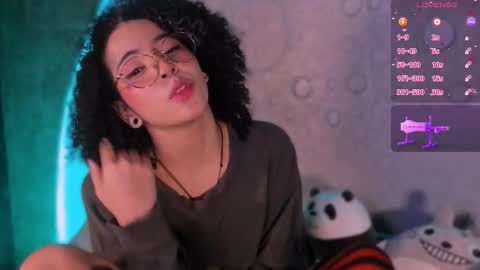     online show from 11.11.25