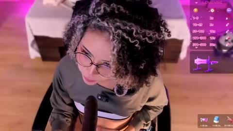 Snapshot of emma_nakamura chatting on 03.02.26 online show from 03.02.26