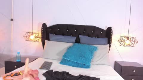 Emma online show from 02.08.25