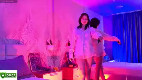 Snapshot of emma_plux chatting on 11.02.25 Emma online show from 11.02.25