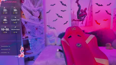 Snapshot of emma_soffia_ chatting on 10.25.25 EMMA online show from 10.25.25