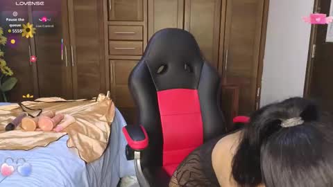 Emma  online show from 02.20.26