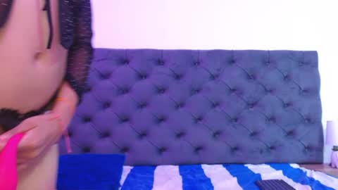 Emma... online show from 04.14.26