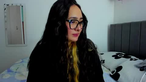 Emma online show from 04.17.26