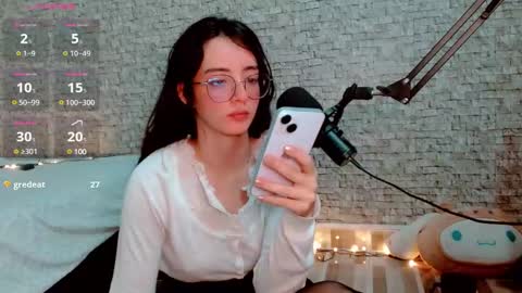 Emma  online show from 01.12.25