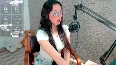 Snapshot of emma_unu chatting on 07.01.26 Emma online show from 07.01.26