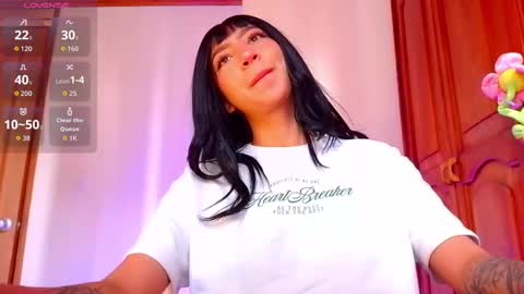 Emma web online show from 10.17.25