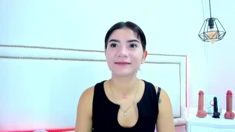Snapshot of emmaa_sandoval chatting on 05.31.26 Emma online show from 05.31.26