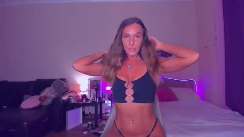 Snapshot of emmaabramson chatting on 09.12.25 Emma online show from 09.12.25