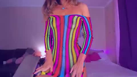 Snapshot of emmaabramson chatting on 09.24.25 Emma online show from 09.24.25