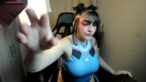 modelo independente online show from 11.24.25