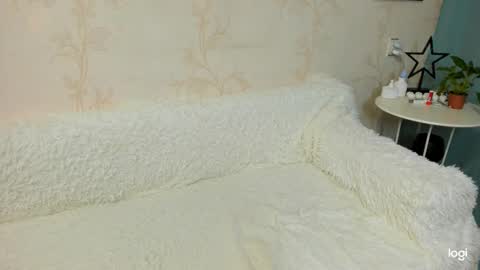 Snapshot of emmaamazingeyes chatting on 12.11.24 Emma 31487 online show from 12.11.24