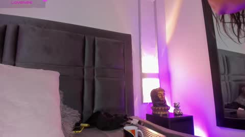 emma becket online show from 02.13.25