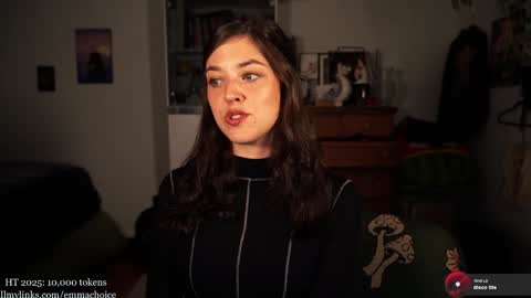 Snapshot of emmachoice chatting on 10.18.25 emmachoice online show from 10.18.25