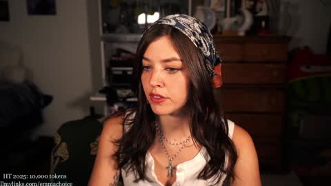 Snapshot of emmachoice chatting on 10.20.25 emmachoice online show from 10.20.25