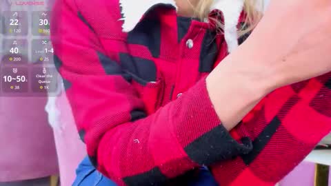 Snapshot of emmacortez chatting on 10.22.25 emma cortez online show from 10.22.25