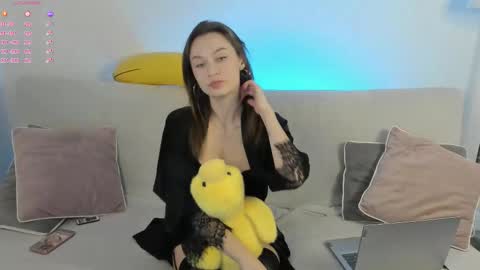 Emma online show from 12.05.25