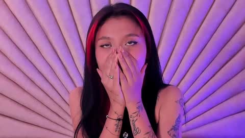 Snapshot of emmaduff_ chatting on 09.27.25 online show from 09.27.25